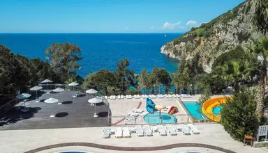 Ladonia Hotels Adakule