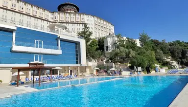 Ladonia Hotels Adakule