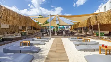 Ladonia Leo Beach Resort