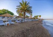 Ladonia Luna Beach Resort