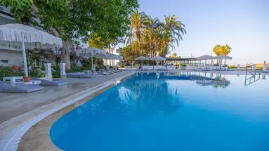 Ladonia Luna Beach Resort