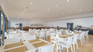Ladonia Luna Beach Resort