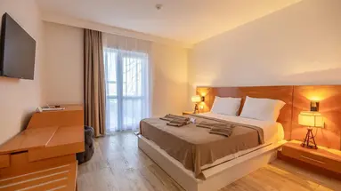 Ladonia Luna Beach Resort