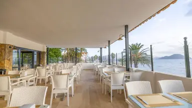 Ladonia Luna Beach Resort