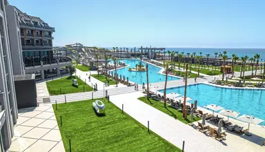 Lago Hotel