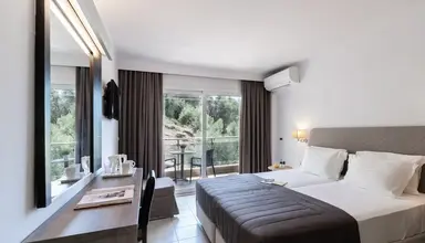 Lagomandra Hotel & Spa