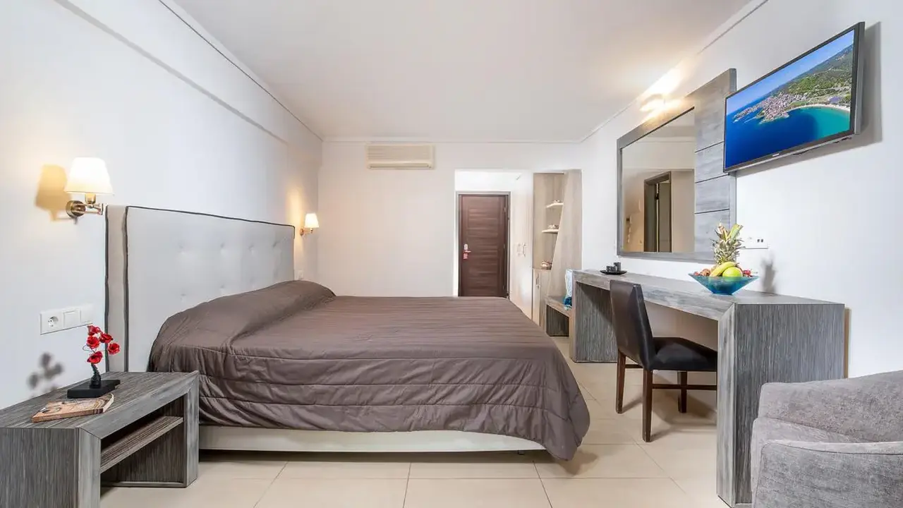 Lagomandra Hotel & Spa