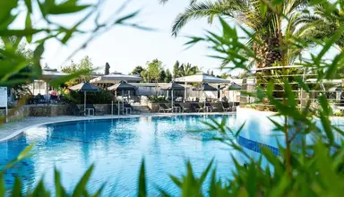 Lagomandra Hotel & Spa