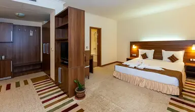 Laguna Beach Resort & Spa