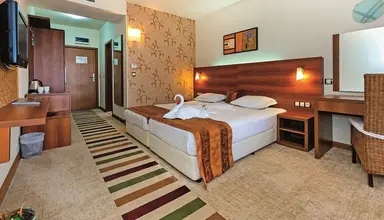 Laguna Beach Resort & Spa