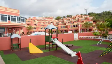 Laguna Park II