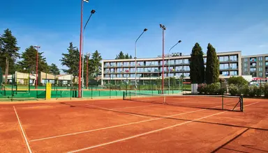 Laguna Park Village