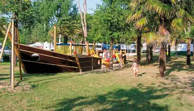 Laguna Village