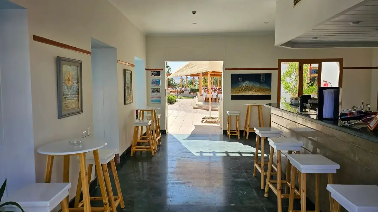 Lahami Bay Beach Resort & Gardens