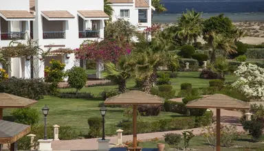 Lahami Bay Beach Resort & Gardens