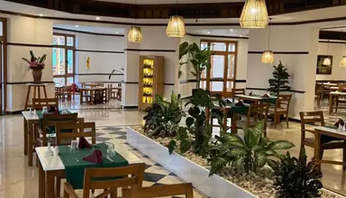 Lahami Bay Beach Resort & Gardens