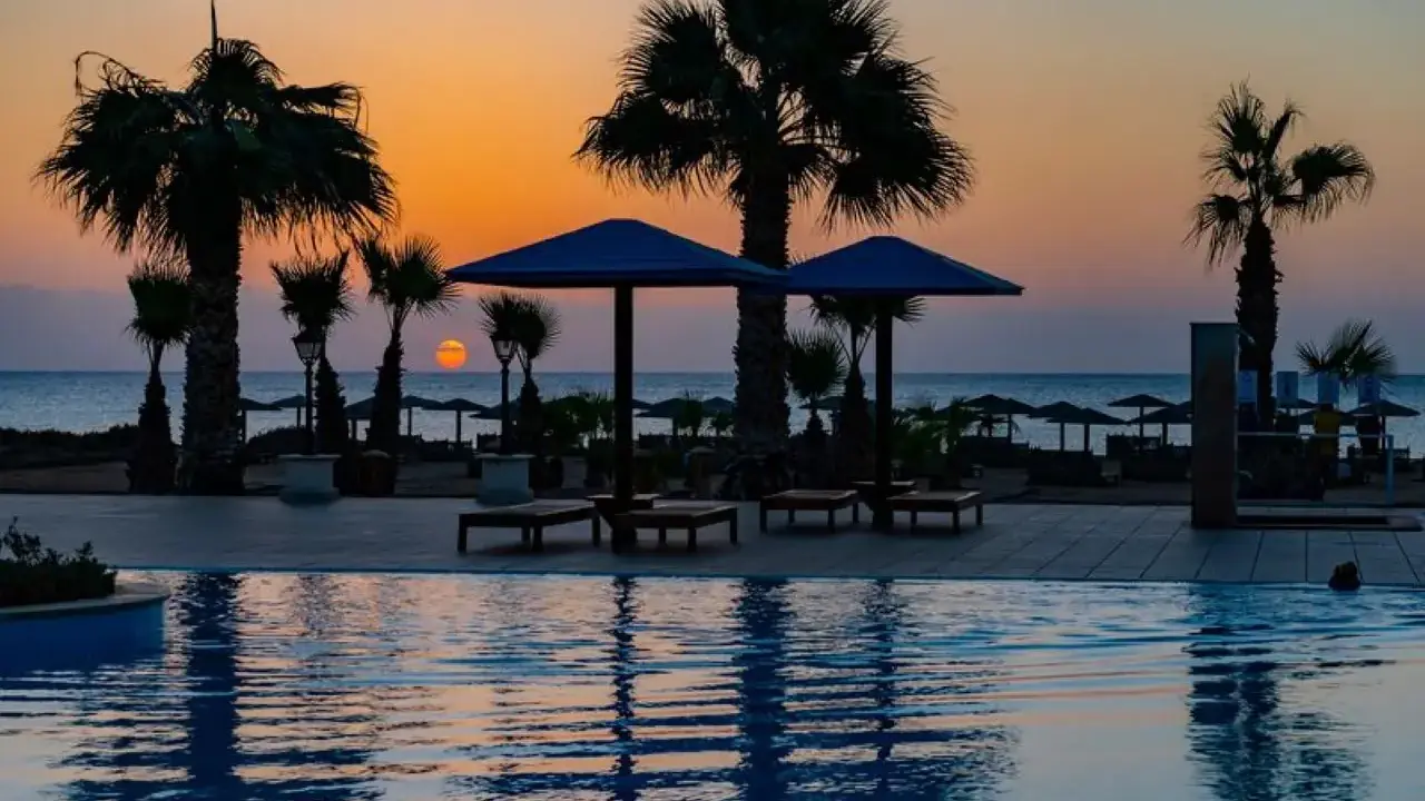Lahami Bay Beach Resort & Gardens