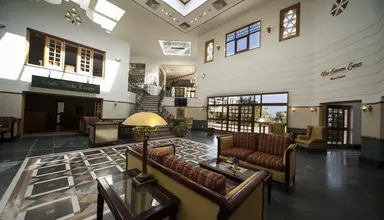 Lahami Bay Beach Resort & Gardens