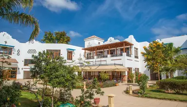 Lahami Bay Beach Resort & Gardens