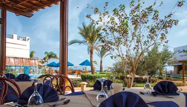 Lahami Bay Beach Resort & Gardens