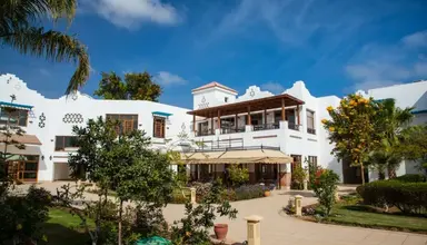 Lahami Bay Beach Resort & Gardens