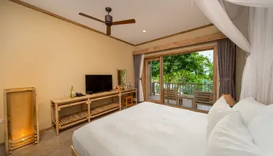 Lahana Resort