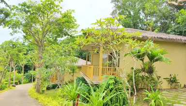 Lahana Resort