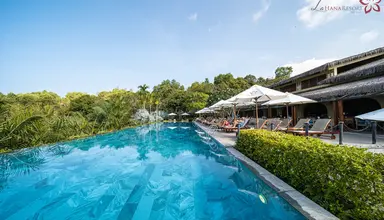 Lahana Resort