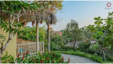 Lahana Resort