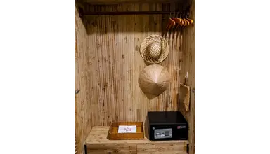 Lahana Resort