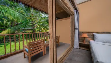 Lahana Resort