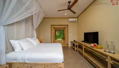 Lahana Resort