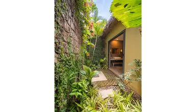Lahana Resort