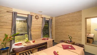 Lahana Resort