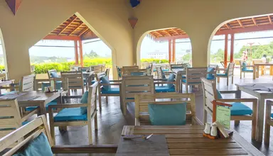 Lahana Resort