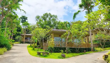 Lahana Resort