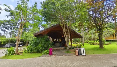 Lahana Resort