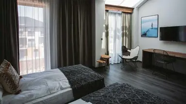 Lake Hill Resort & Spa