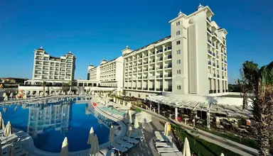 Lake River Side Spa