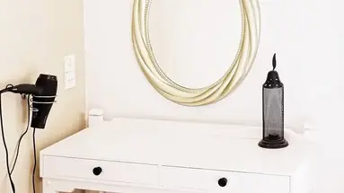 Lakis Studios
