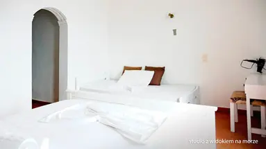 Lakis Studios