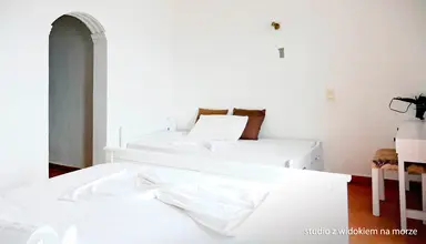 Lakis Studios