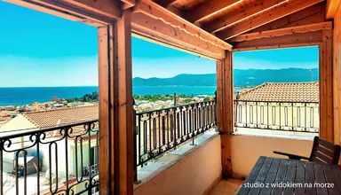Lakis Studios