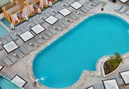 Lalila Blue Suites