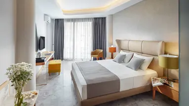 Lalila Blue Suites