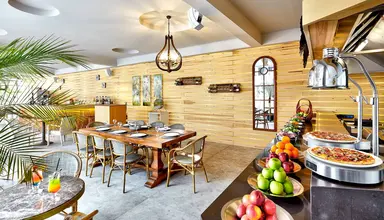 Lalila Blue Suites