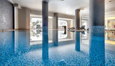 Lalila Blue Suites
