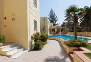 Lambrinos Suites Aparthotel