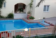 Lambrinos Suites Aparthotel