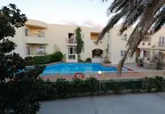 Lambrinos Suites Aparthotel
